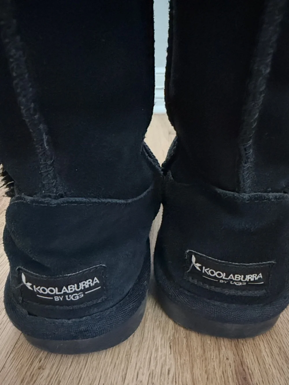 Koolaburra by Ugg Black Suede Tall Heel-Trim Bow Back Boots girls sz 4
